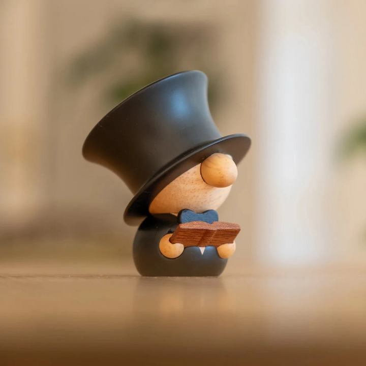 Fablewood H.C. Andersen Figure