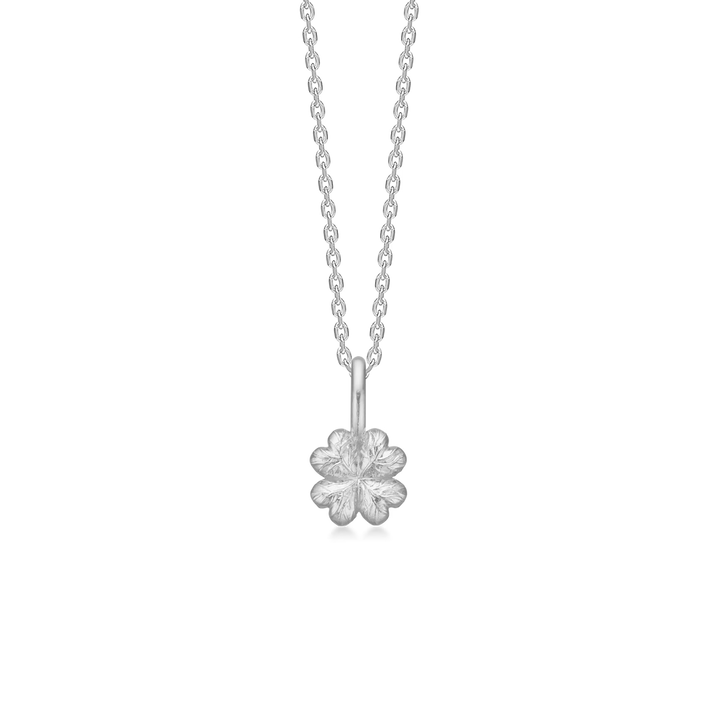 Studio Z Serene Clover Necklace In Silver