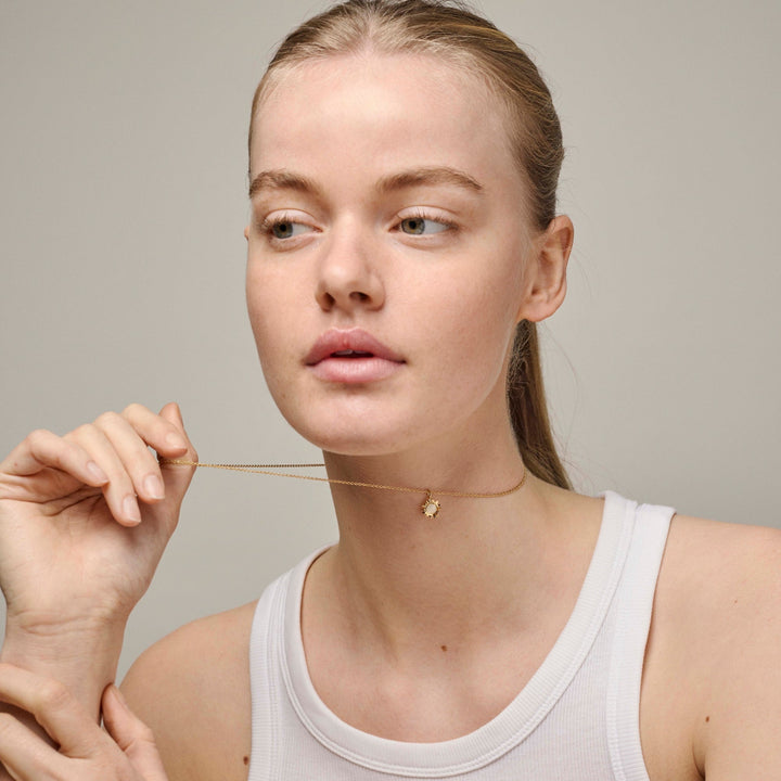 Enamel Sunshine Necklace Daisy