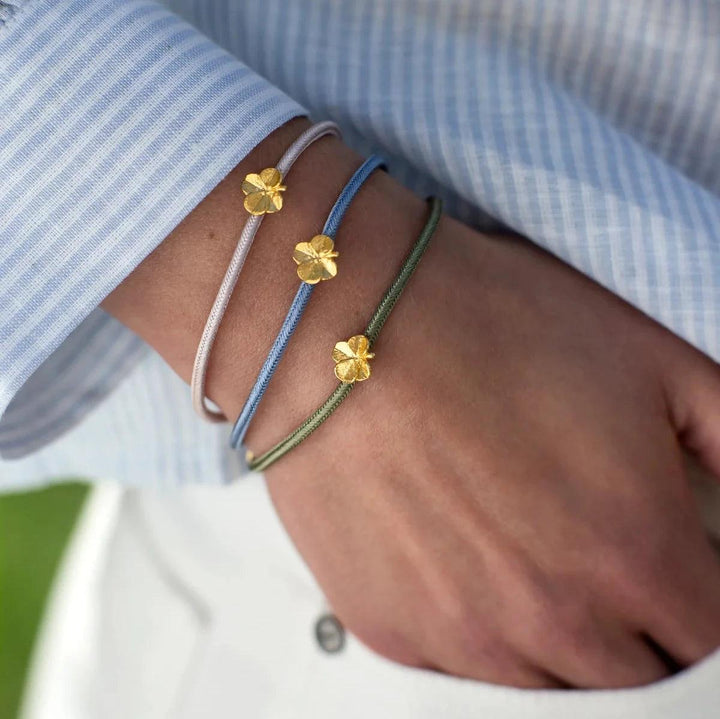 Flora Danica Firkløver Silke Armbånd Oliven - Forgyldt - Armbånd - 907.FLC-SILK-OLIVE-G-001