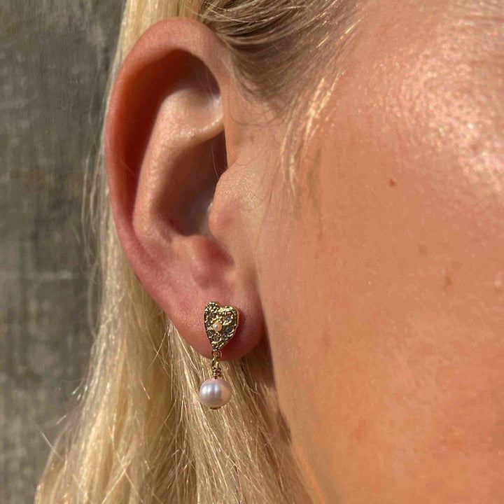 Hultquist Copenhagen Lucia Pearl Hjerte Øreringe - Øreringe - S08548G