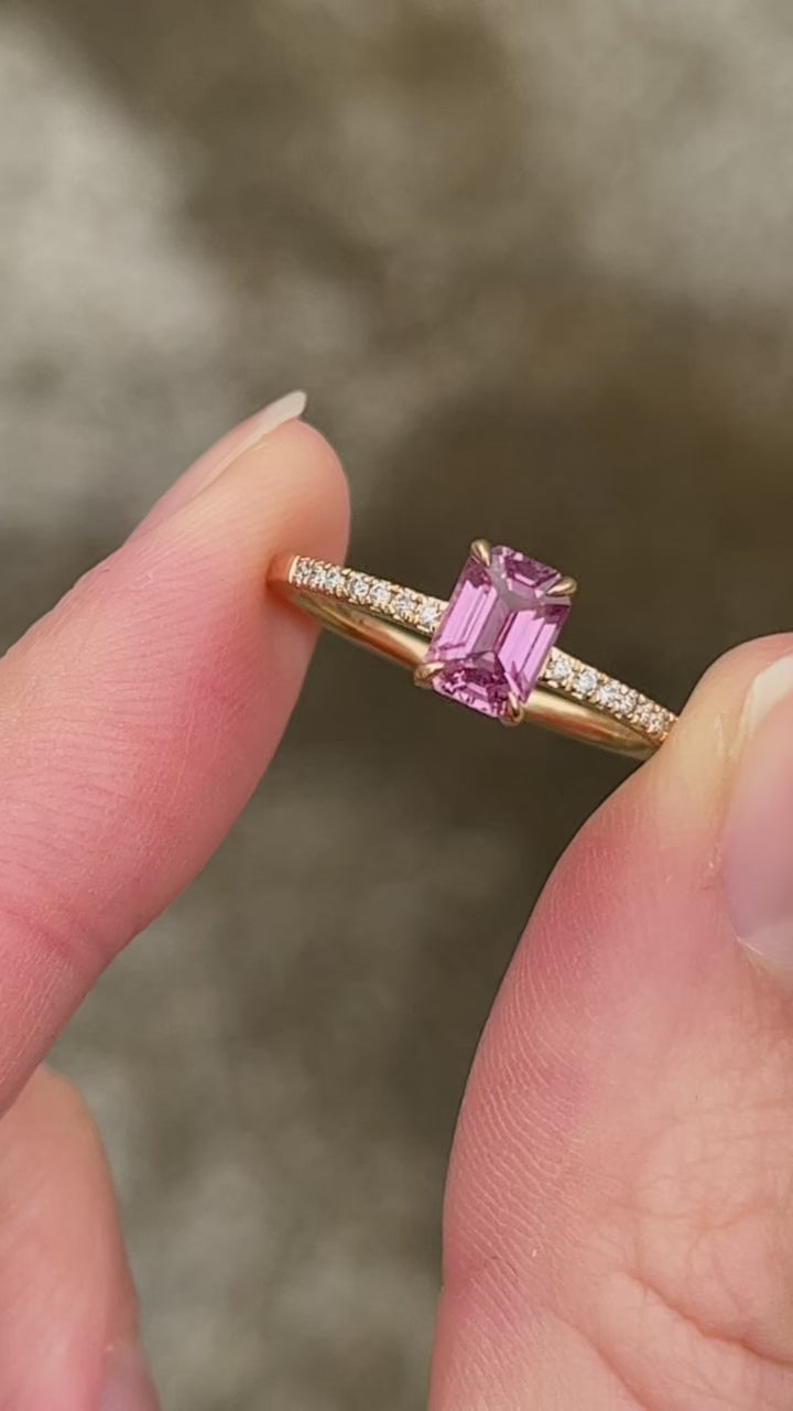 Anpé Atelier Custom Made Ring Pink Sapphire