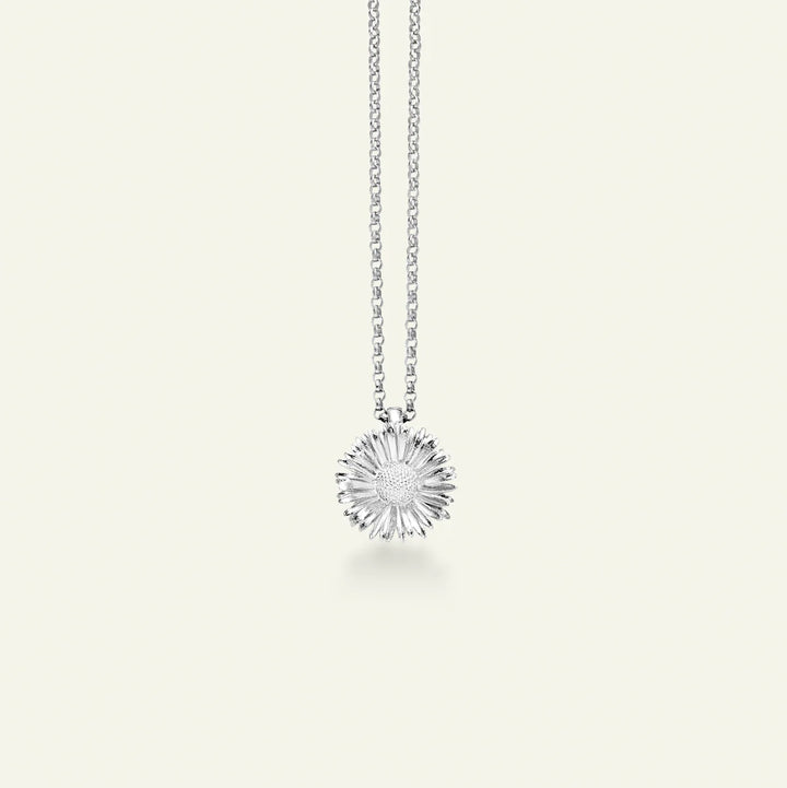 Flora Danica Daisy Necklace with Pendant in Silver 
