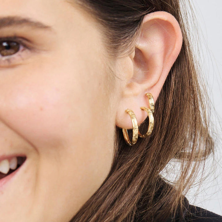 Studio Z Rime Large Hoops – Gold-Plated Hoop Earrings in Sterling Silver 