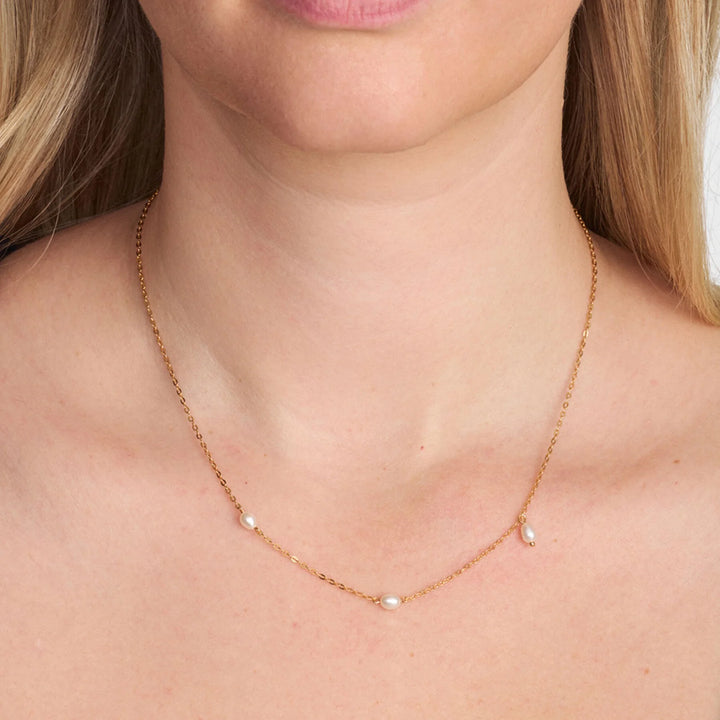 Studio Z Trace Pearl Necklace