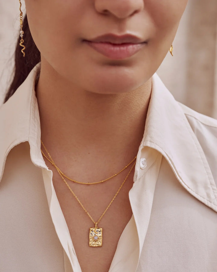 Maanesten Aylin Gold-Plated Necklace with Rainbow Moonstone 