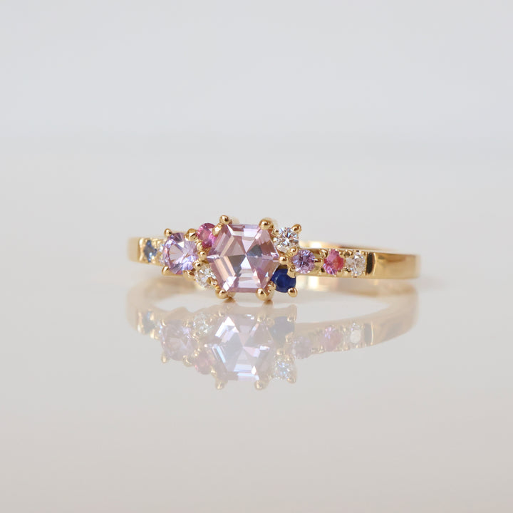 Anpe Atelier Varnaya Kuda Ring 18kt gold custom made with multicolored gemstones, Model27-custom1-001-1