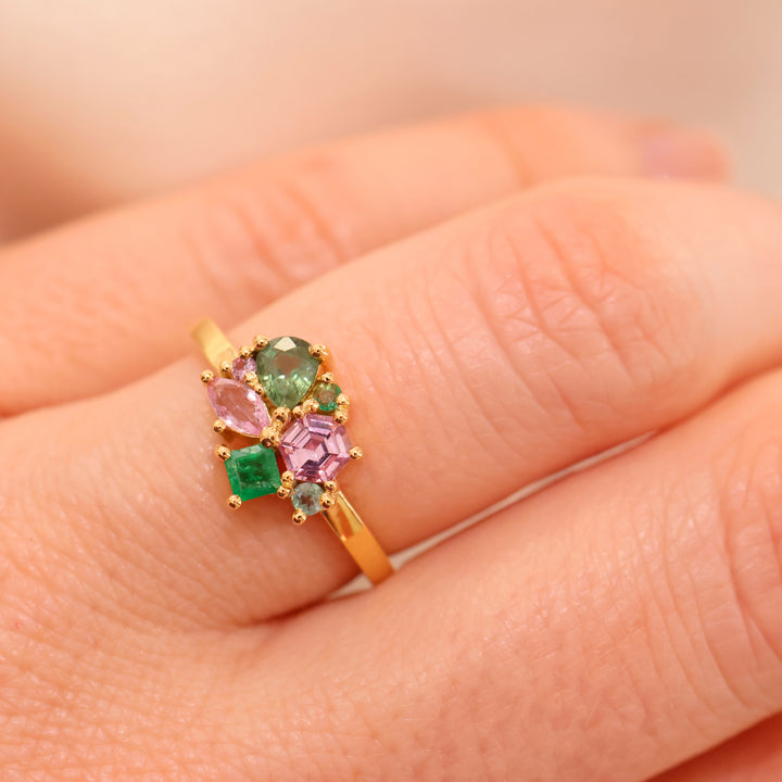 Anpe Atelier Varnaya Ring 18kt gold custom made with green and pink gemstones on hand, Model 27-custom4-001-2.