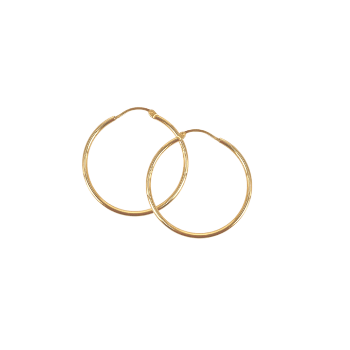 Aqua Dulce Ana Hoop in gold-plated silver, simple and elegant gold-colored hoops. Model 5728-5728-1.