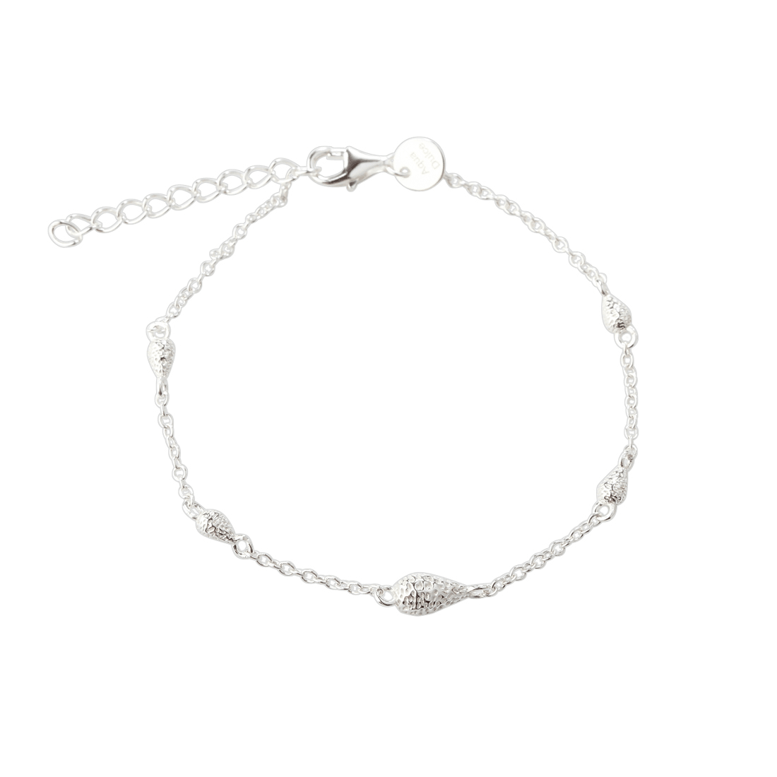 Aqua Dulce Cappa bracelet in silver showcases an elegant chain bracelet with textured drop links. Model 6229-1.