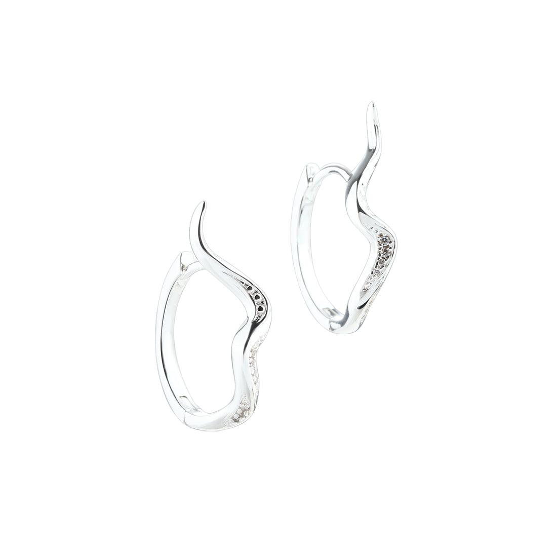 Aqua Dulce Darling River Big Hoop silver earrings with wavy, organic design and small clear stones, Model 5997-5997-1.