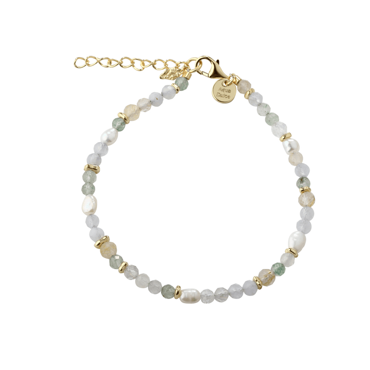 Aqua Dulce Fresa Pearl Bracelet in gold-plated silver with pearls and light stones, elegant detail, Model 6256-1.