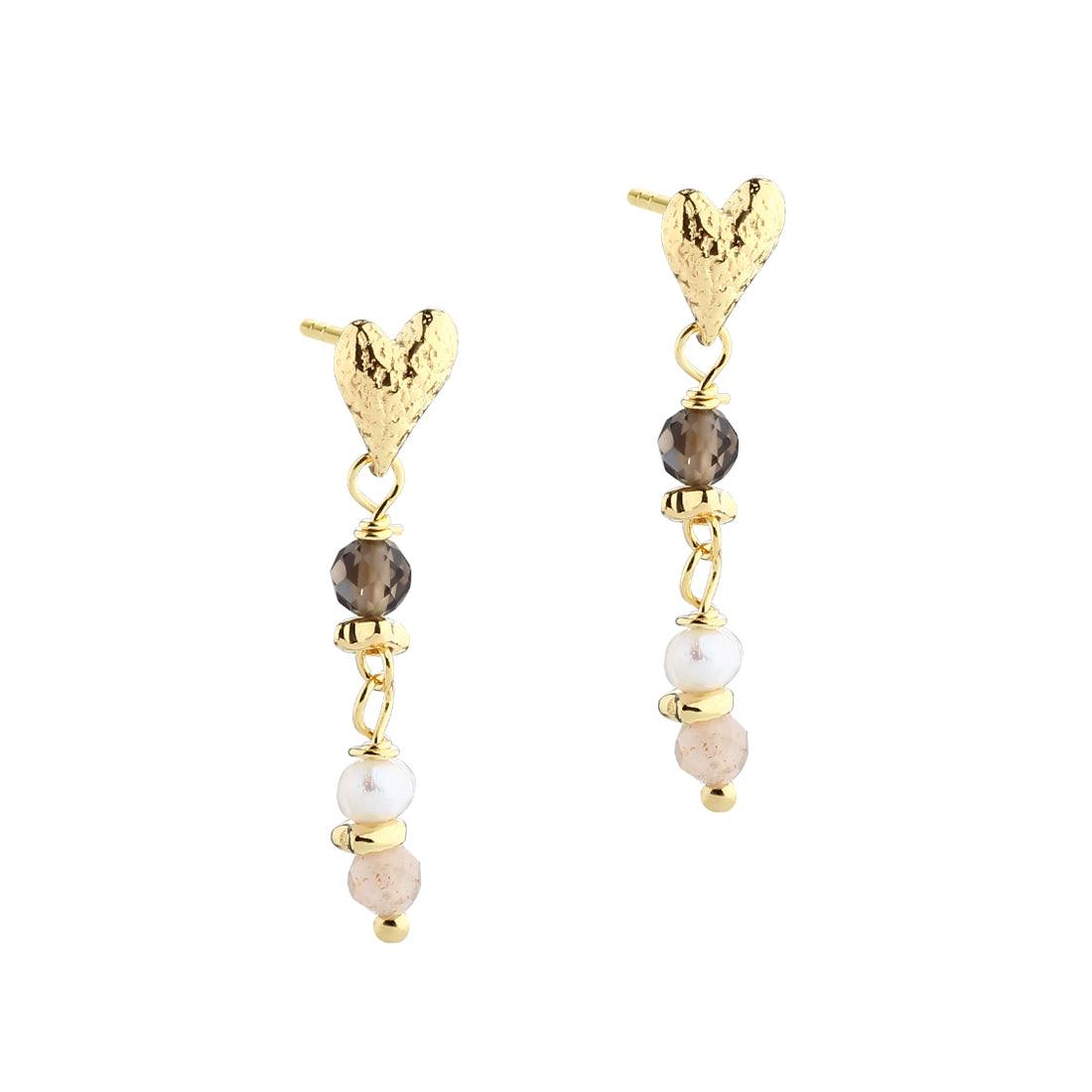 Aqua Dulce Love Me Long earrings gold-plated with heart, pearls and stones on a white background. Model 5930-5930-1