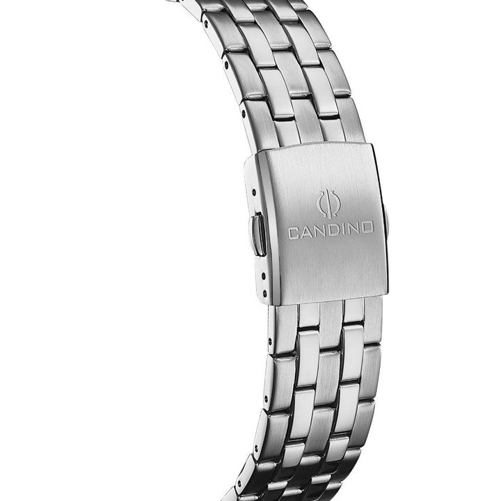 Candino men's watch steel gray dial, close-up of watch strap in polished steel with buckle. Model C4701A