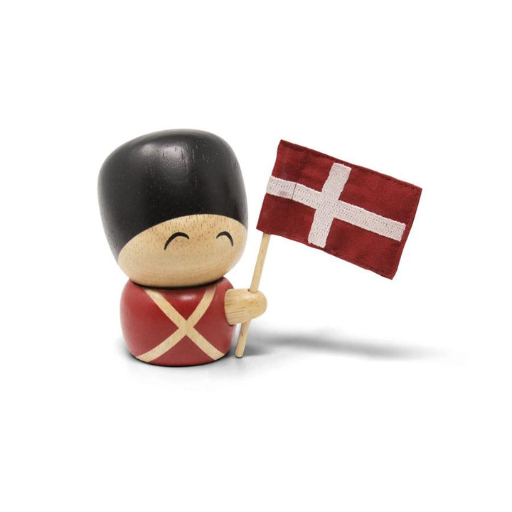 Fablewood Large Garder Henrik wooden figure with red uniform and Danish flag, Model 1402-1