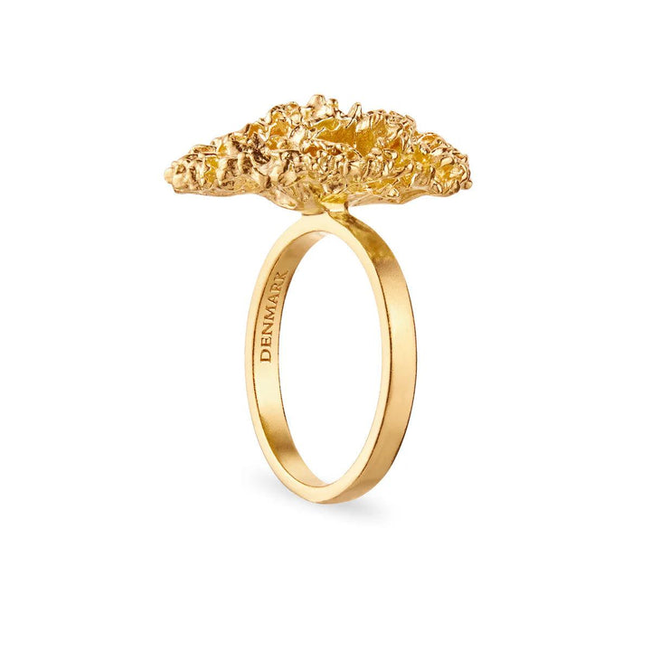 Flora Danica Parsley Statement Ring Gold-plated with organic, detailed gold texture, Model 907-par-stri-g-001-1