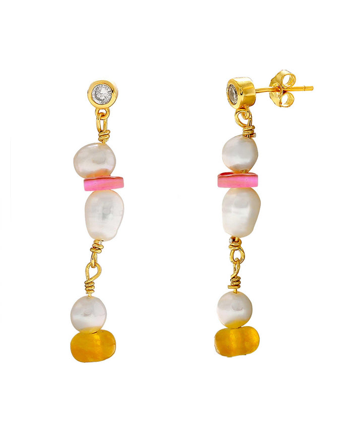 Hultquist Holiday Earrings gold-plated, elegant hanging earrings with pearls and colored details. Model S08531G-1