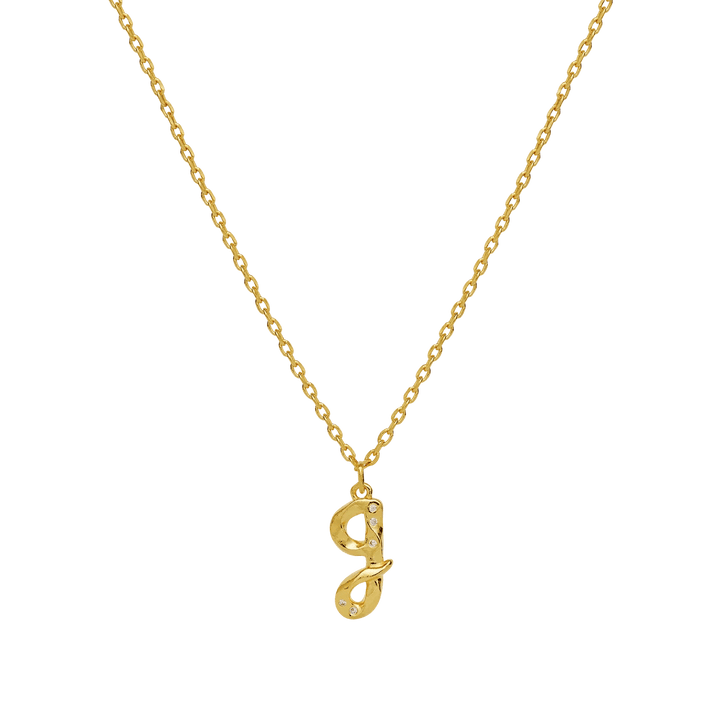 maanesten-alphabet-letter-halskaede-forgyldt-bogstavs-vedhaeng-a-z viser en elegant forgyldt halskæde med bogstavvedhæng g, pyntet med små klare sten. Model 2744a-007-9