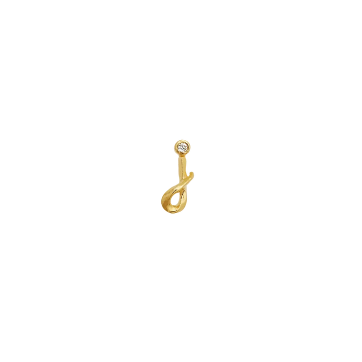 maanesten-alphabet-single-bogstav-orestik-aw-i-forgyldt, elegant forgyldt ørestik formet som et bogstav med klar sten. Model 101a-alphabet-010-11