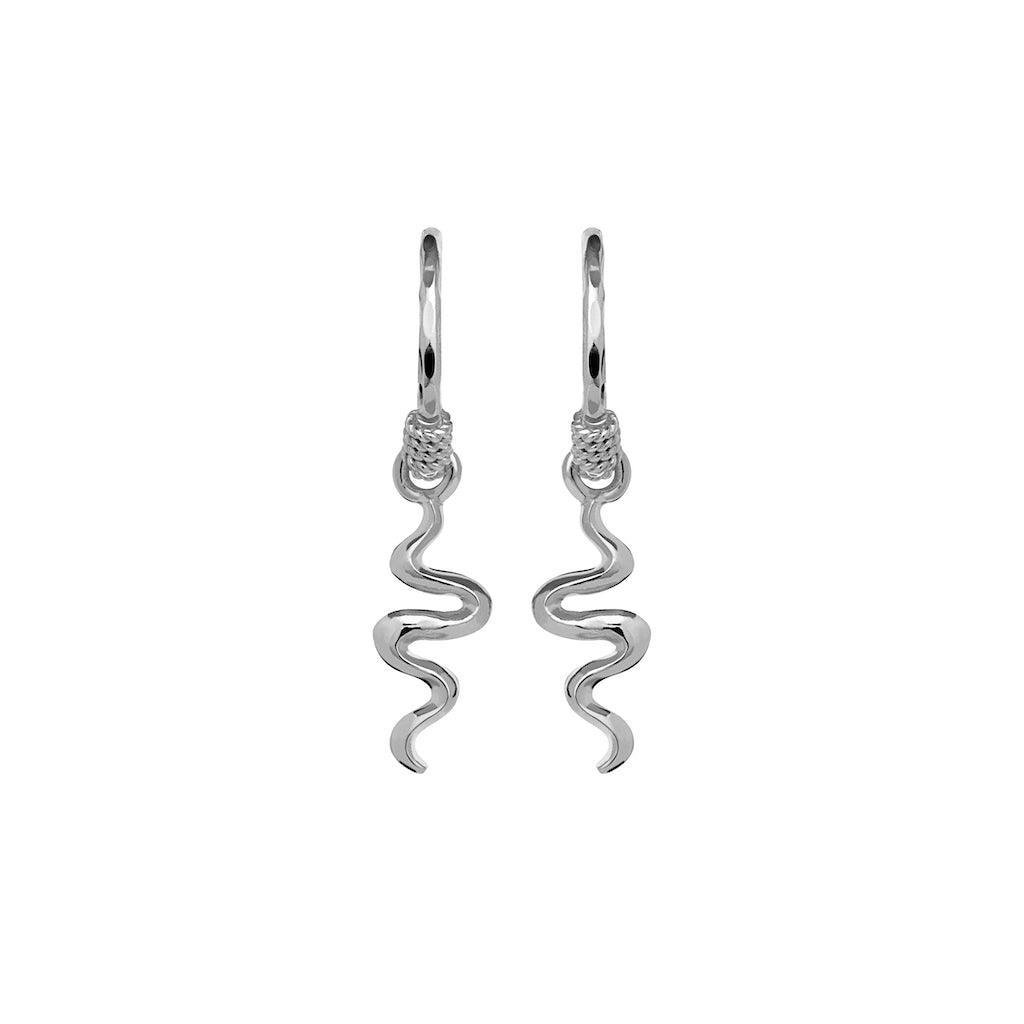 maanesten-aryah-earrings-in-silver, elegant silver earrings with twisted design, Model 9579c-9579c-1