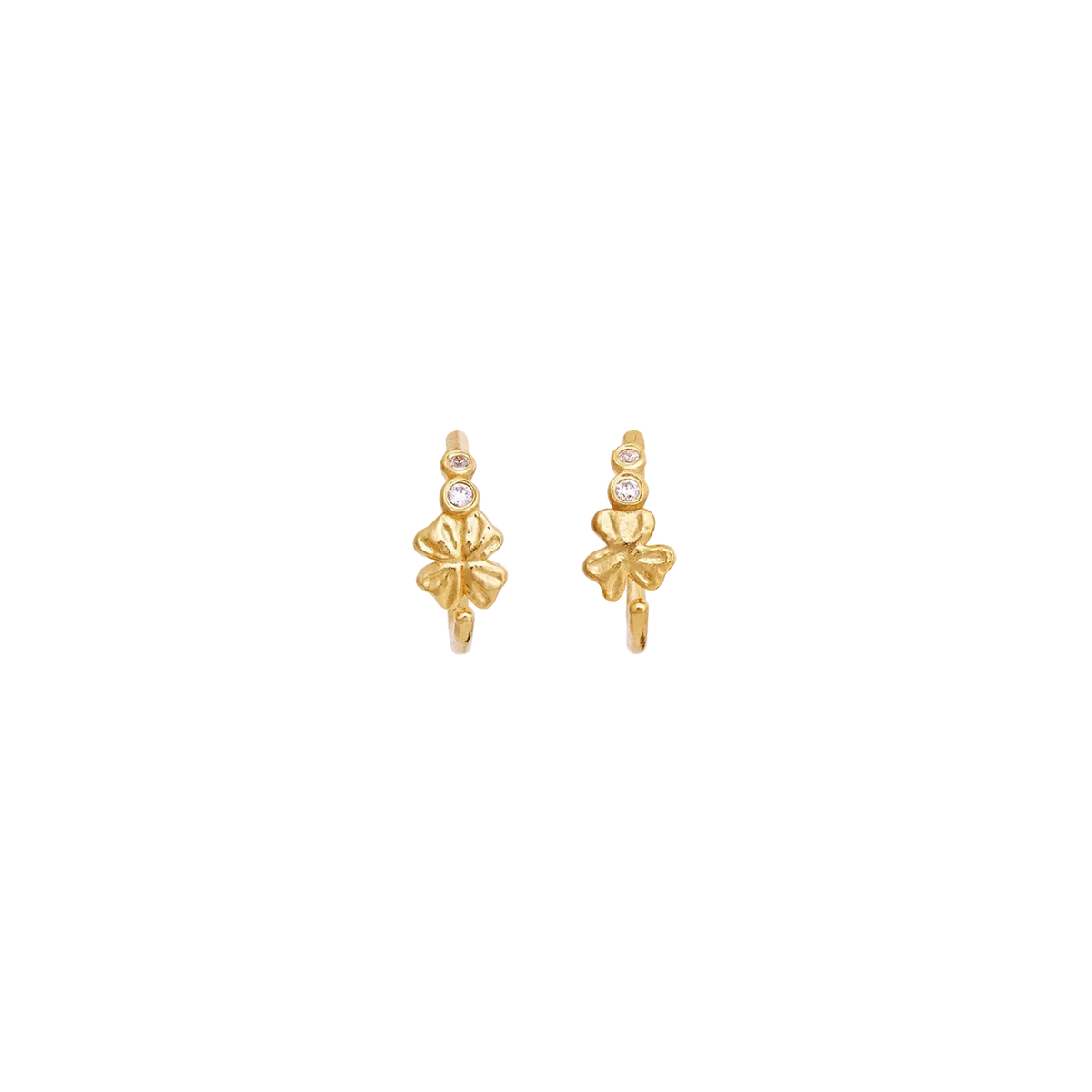 Maanesten Edin gold-plated earrings with clover design and clear stones, detailed and elegant, Model 10089a-1