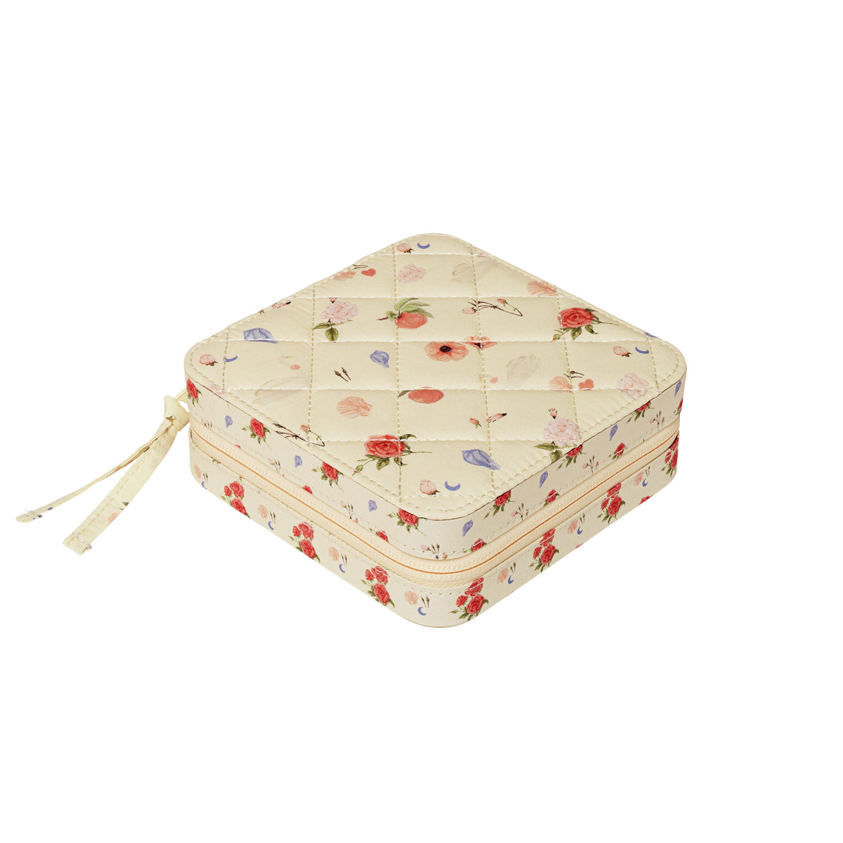 Maanesten jewelry box roses and shells with a quilted, cream-colored surface and floral pattern. Model 4062-1