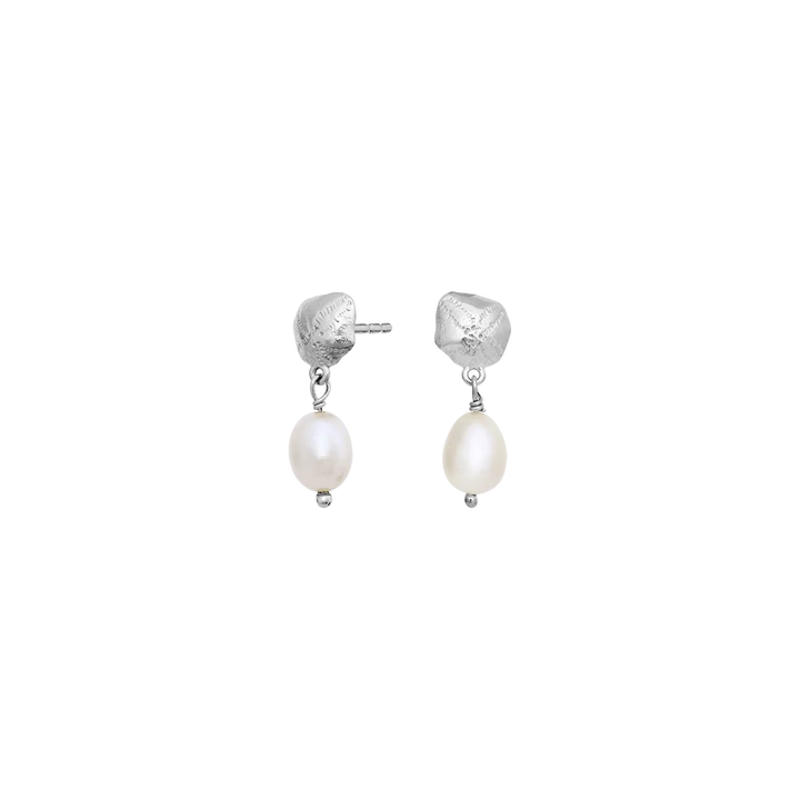 maanesten kioku silver earrings with pearls, elegant silver earrings with hanging white pearls, Model 10099c