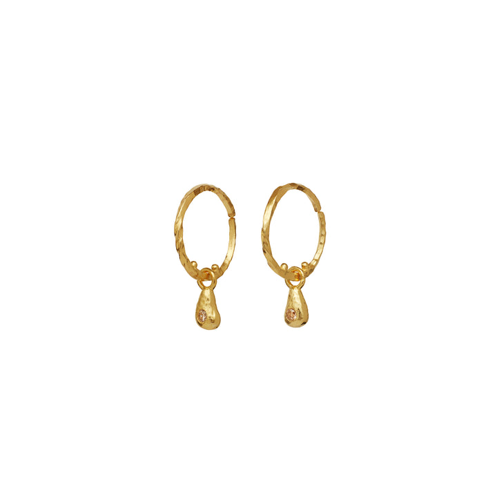 Maanesten Millie earrings with drop pendant in 18kt gold-plated sterling silver, model 10001A-1.