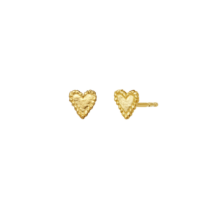 moonstone-rouge-gold-plated-heart studs show small, heart-shaped studs in a matte gold finish. Model 10059a-1.