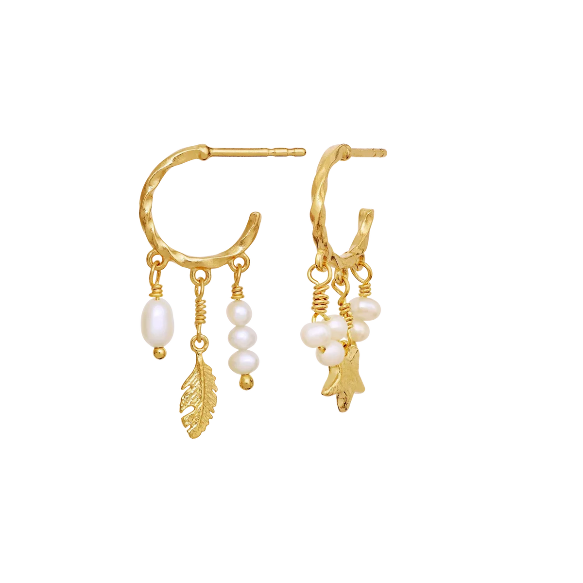 Maanesten Susu Earrings gold plated show a set of round hoops with dangling pearls and leaf pendants. Model 10112a