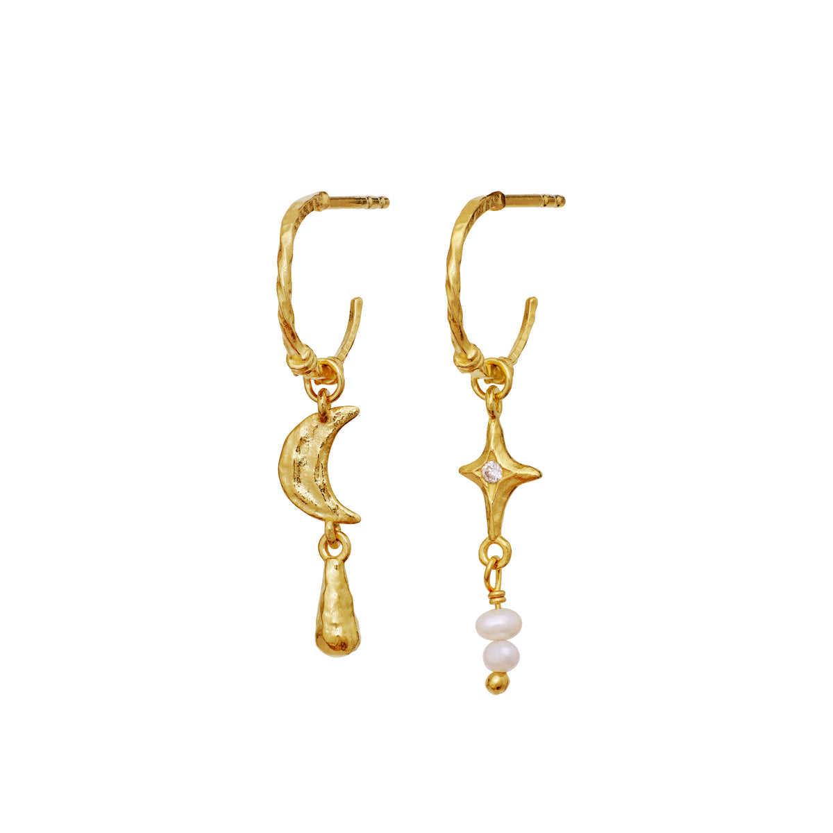 Moonstone Tamina gold-plated earrings with moon, star and pearls on a white background. Model 10022a.