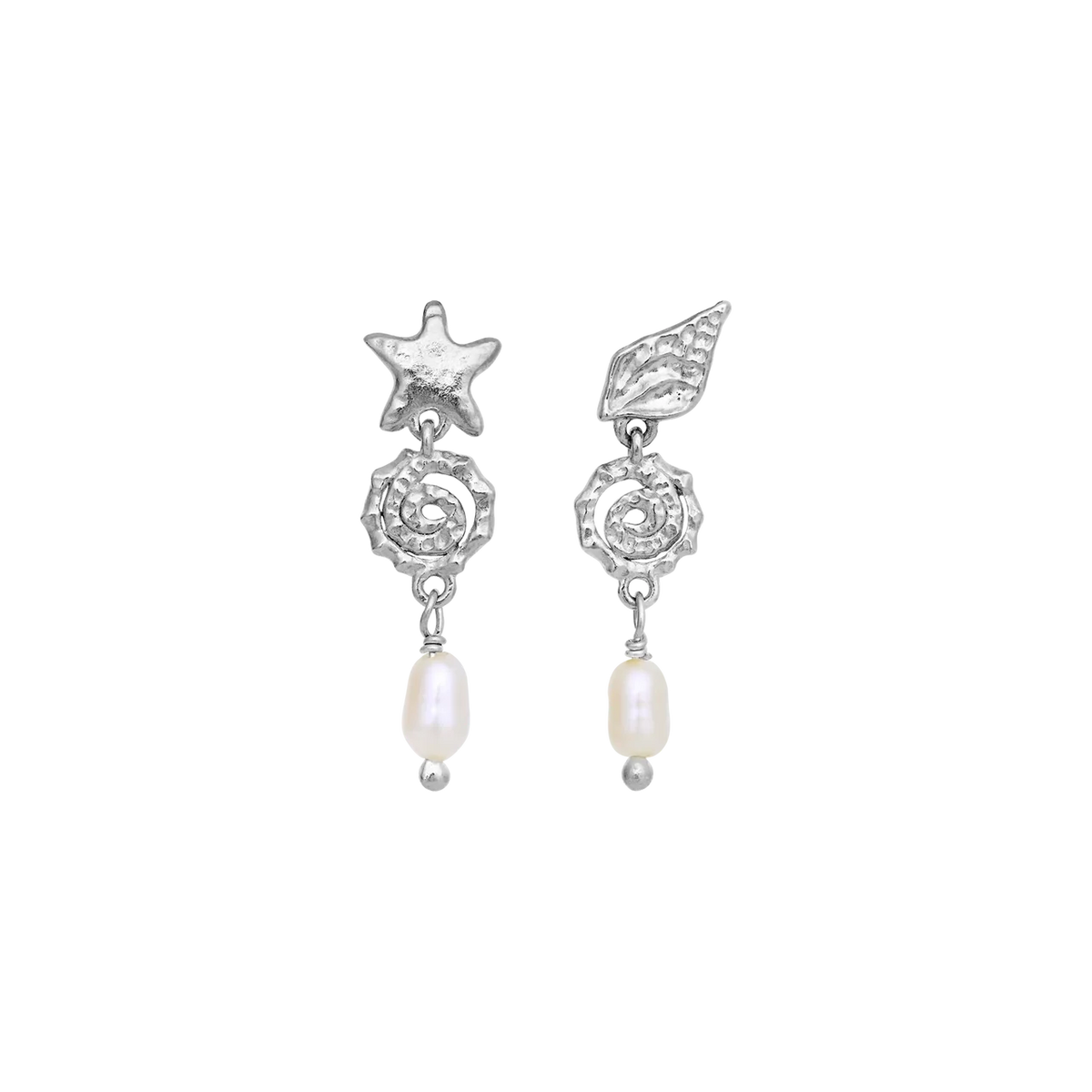 Maanesten Zumi Earrings Silver, unique asymmetric earrings with star, conch and pearl. Model 10118c