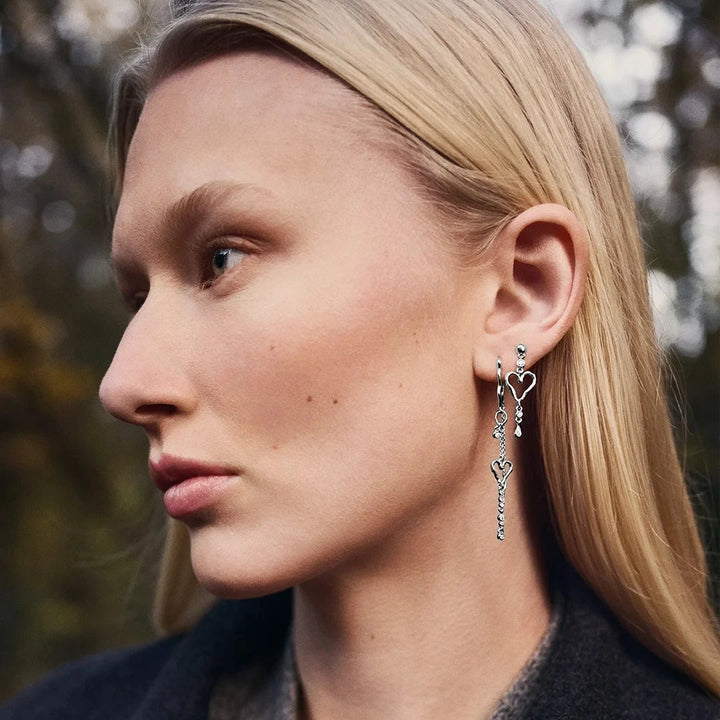 Maaneste Sabi Twinkle Silver Earrings