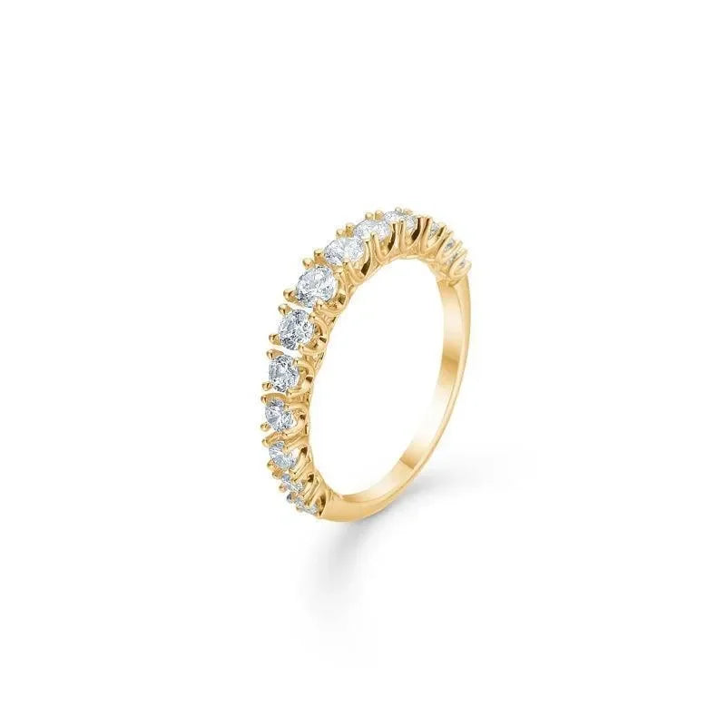 Mads Z 14 kt Crown Princess Dimant Ring 0.75 ct med funklende diamanter i guldring. Model 1541975-001