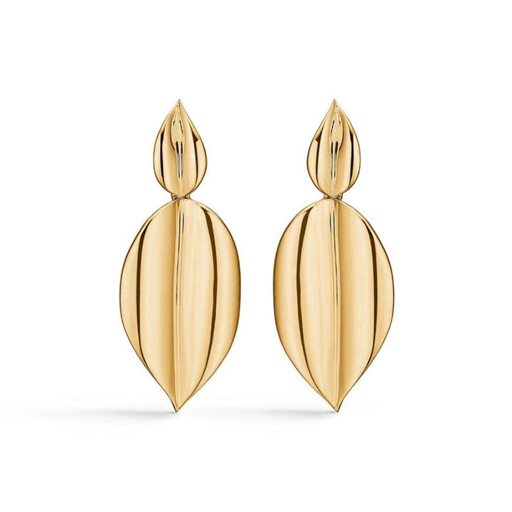 Mads Z 14kt folding drop earrings with glossy, leaf-shaped design in gold, Model 1510101-1.