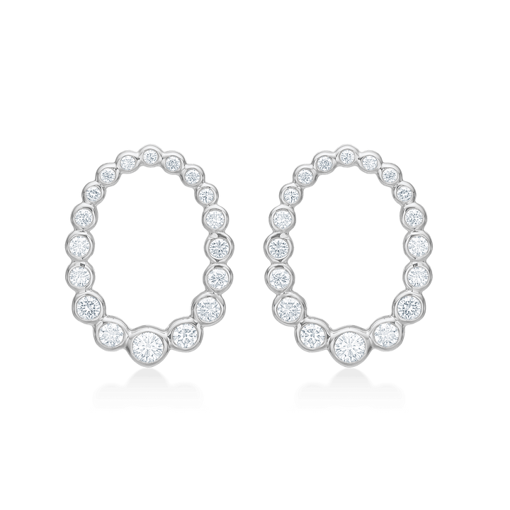 Mads Z Auaroras Kiss silver earrings with white topaz in an oval shape, elegant detail. Model 2116116-1.