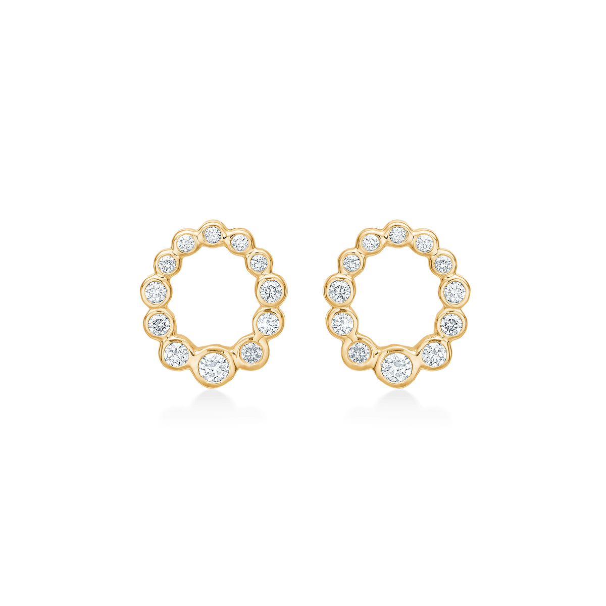 Mads Z Aurora's Kiss 14kt gold stud earrings with diamonds, circular stud earrings in gold, Model 1511115-1.