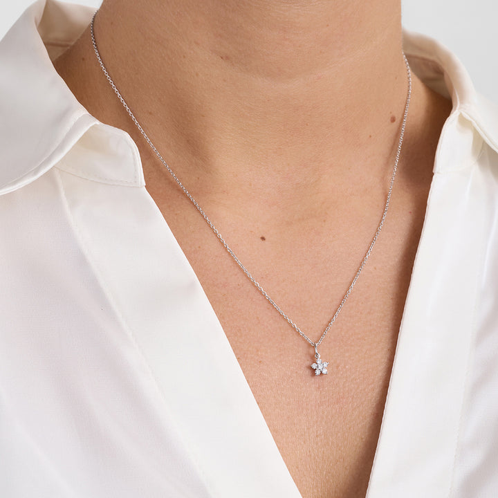 Mads Z Celeste silver necklace with zirconia pendant, worn close to the neck, Model 2127141