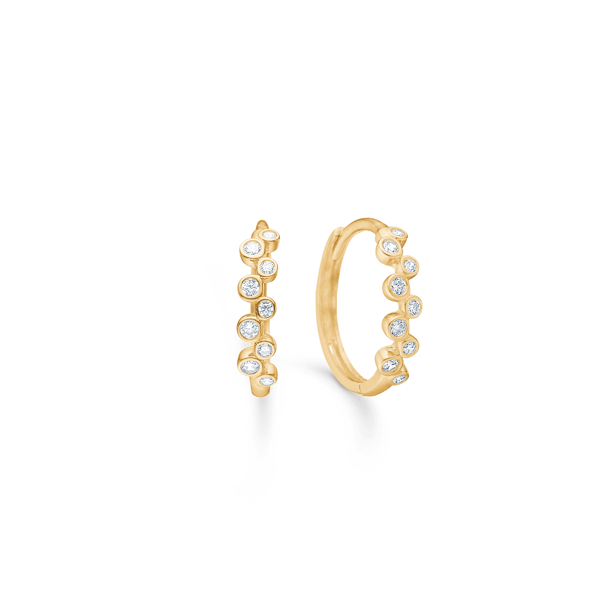 Mads Z Lucy ring in 8 carat gold with 9 zirconia, elegant design with round clear stones. Model 3317035-1