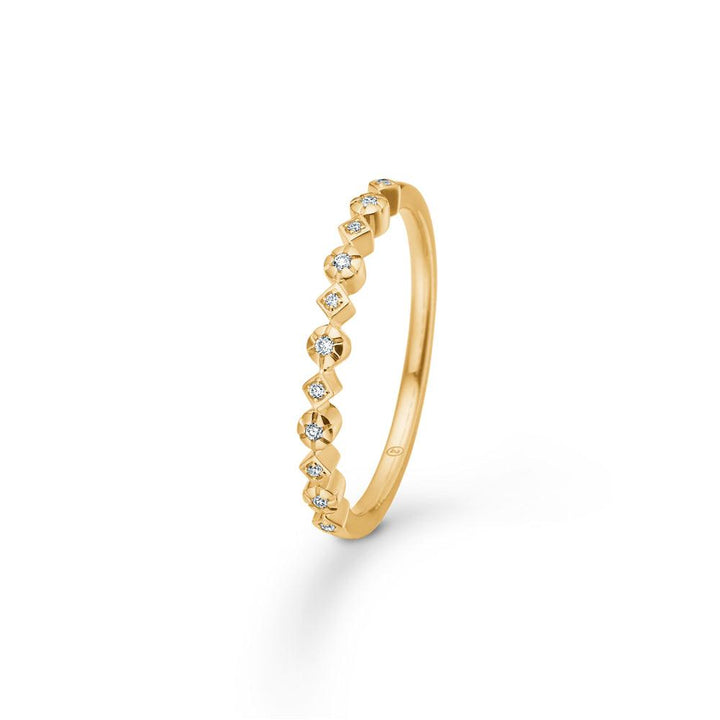 Mads Z Poetry 14kt gold ring 0.045ct w si with small diamonds in a row, simple style. Model 1541150-001