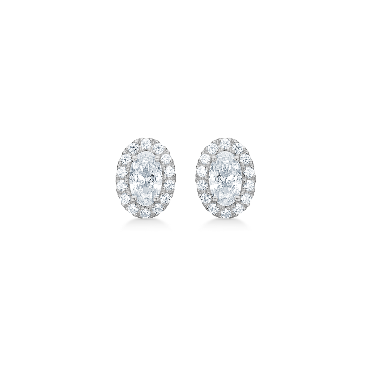 Mads Z Stellar earrings in silver with oval clear stones and sparkling edge. Model 3117001-1.