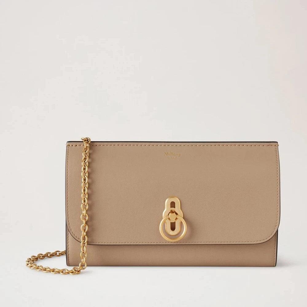 Mulberry Amberley Clutch Micro Classic Grain Maple, beige clutch in smooth leather with gold chain and buckle, Model RL7867587E631.