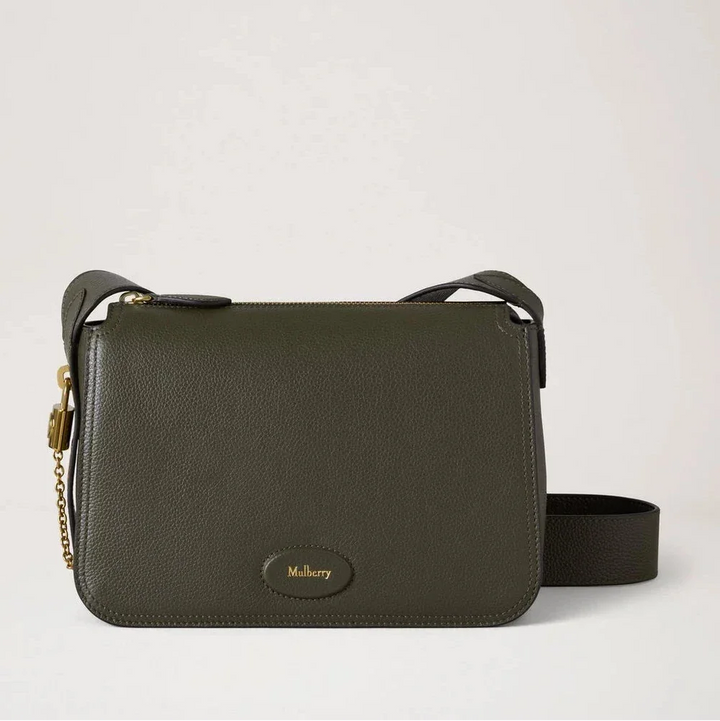 Mulberry Billie Small Classic Grain Juniper Green bag in green leather with adjustable shoulder strap. Model HH8301/205Q749