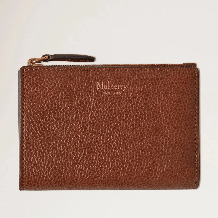 Mulberry Continental Bifold Zipped Wallet oak two-tone small classic grain in brown leather with zipper detail. Model rl8282552g110