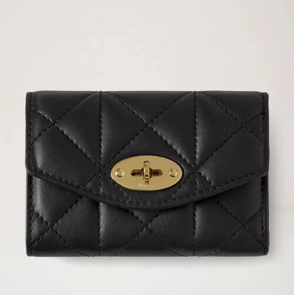 Mulberry Darley Folded Multi-Card Wallet Black Quilted in black leather with gold buckle, Model RL8896676A100.