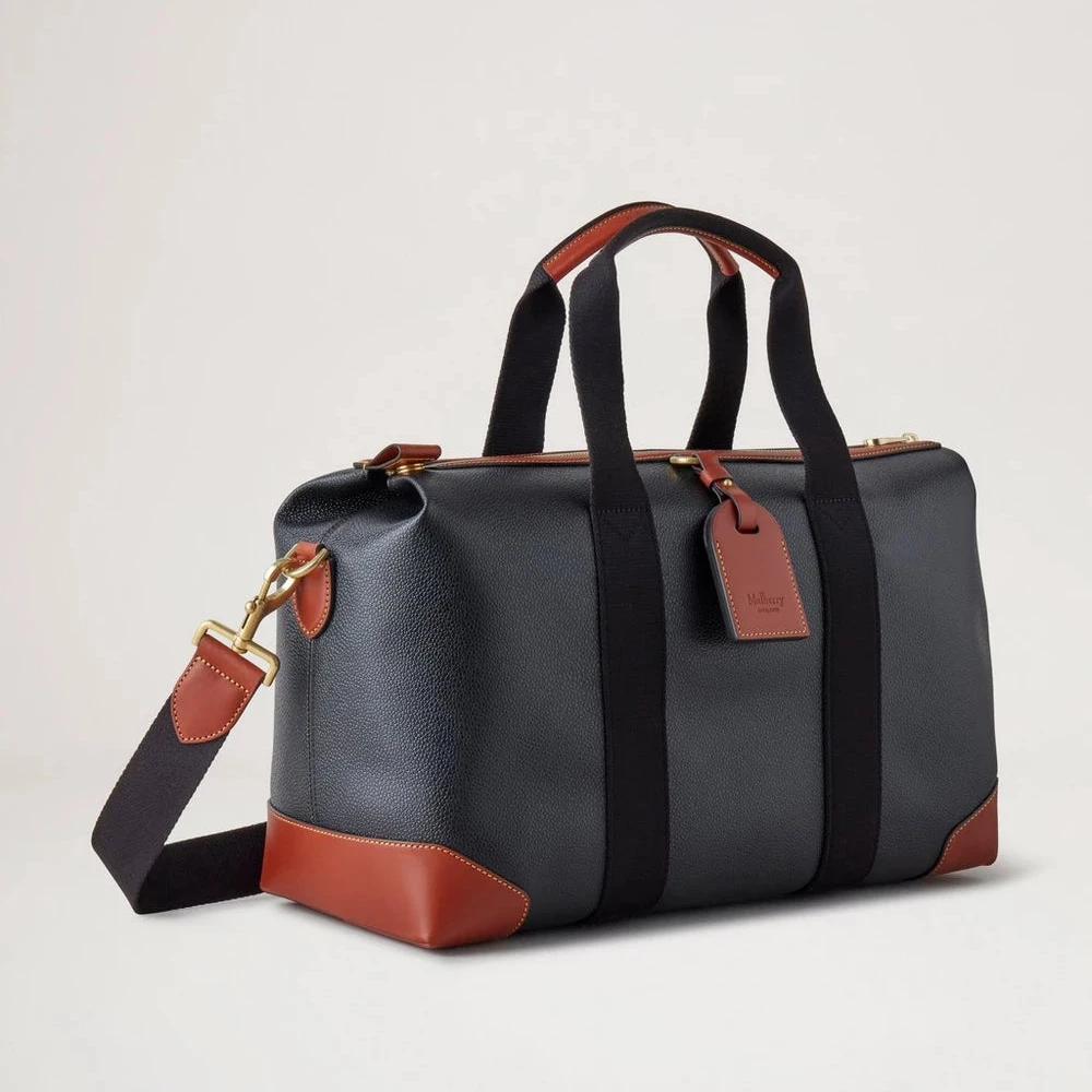 Mulberry Heritage Day Clipper Black and Cognac Printed Bioveg Scotchgrain bag in black and cognac with strap. Model HS5195127A340