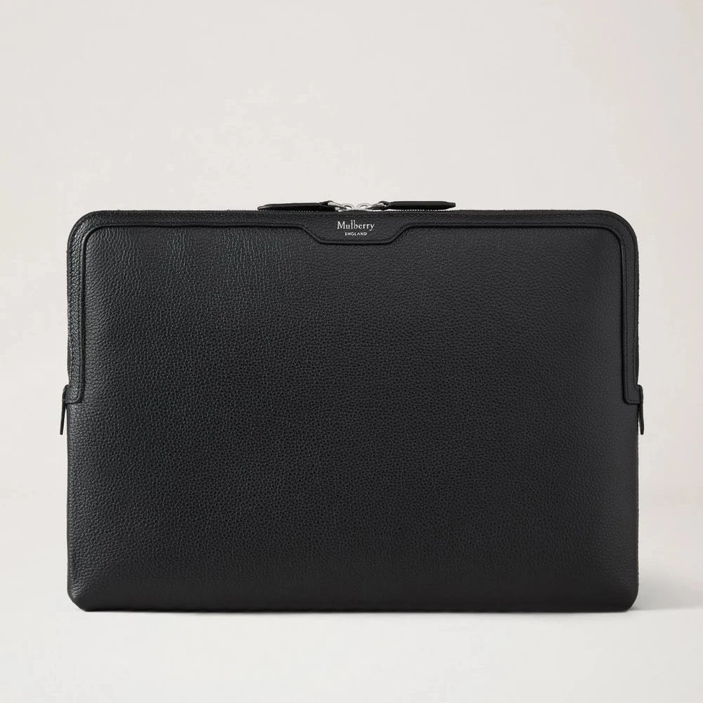 Mulberry Laptop Case Black Small Classic Grain shows an elegant black leather laptop sleeve, Model RL8791205A100.