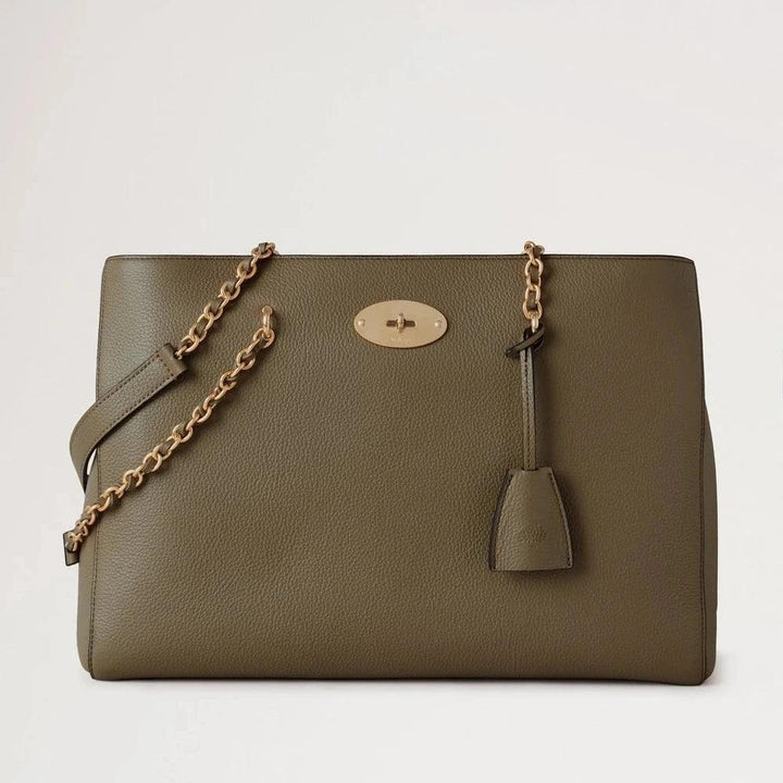 Mulberry Lily Chain Tote Small Classic Grain Linen Green seen from the front with gold colored chain strap and leather details. Model HH9576-205R563.
