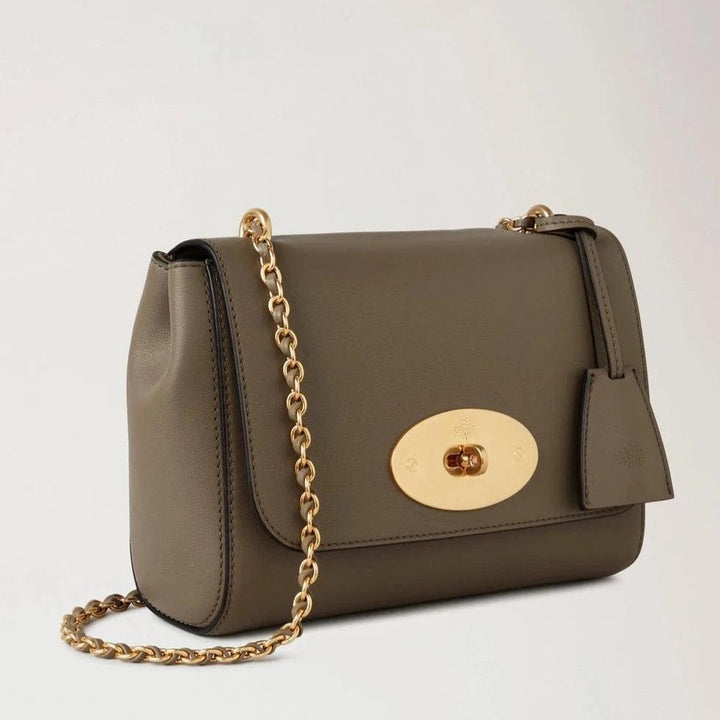 Mulberry Lily Micro Classic Grain Linen Green handbag in smooth leather with gold chain and metal buckle. Model HH9179587R563