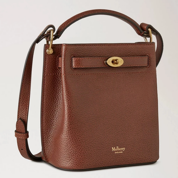 Mulberry Mini Islington Bucket Oak Two Tone Small Classic Grain shows a brown leather bag with gold details, Model RL8854552G110.